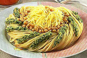Спагетти с соусом песто