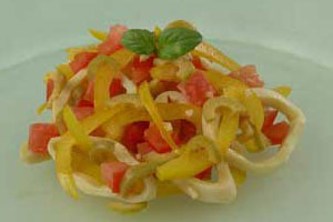 Салат из кальмаров с оливками (2)