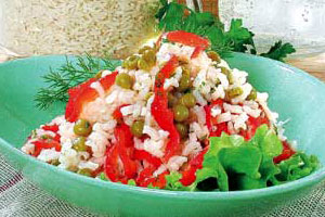 Салат из риса с красным перцем