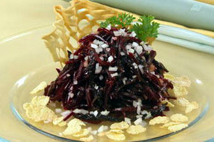 Салат из свеклы с черносливом и орехами (2)