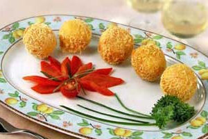 Жареные шарики из сыра